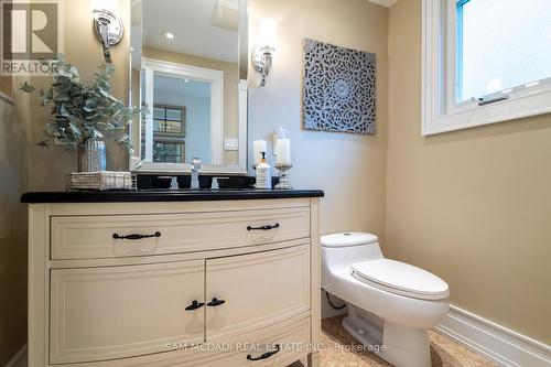 3587 Sideroad 10, Bradford West Gwillimbury, ON - Indoor Photo Showing Bathroom