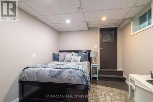 3587 Sideroad 10, Bradford West Gwillimbury, ON - Indoor Photo Showing Bedroom