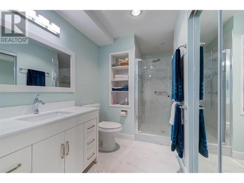 4470 Ponderosa Drive Unit# 103, Peachland, BC - Indoor Photo Showing Bathroom