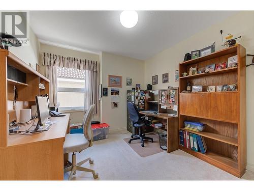 4470 Ponderosa Drive Unit# 103, Peachland, BC - Indoor Photo Showing Office