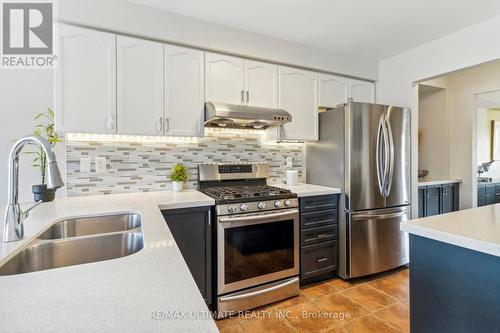 18 Albert Lewis Street, Markham, ON - Indoor Photo Showing Kitchen With Double Sink