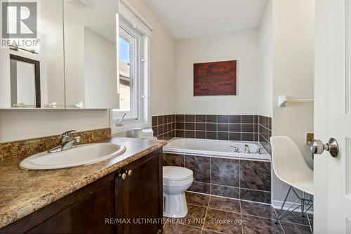 18 Albert Lewis Street, Markham, ON - Indoor Photo Showing Bathroom