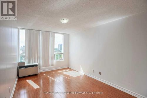 1004 - 1 Reidmount Avenue, Toronto, ON - Indoor Photo Showing Other Room