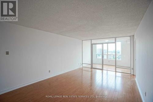 1004 - 1 Reidmount Avenue, Toronto, ON - Indoor Photo Showing Other Room