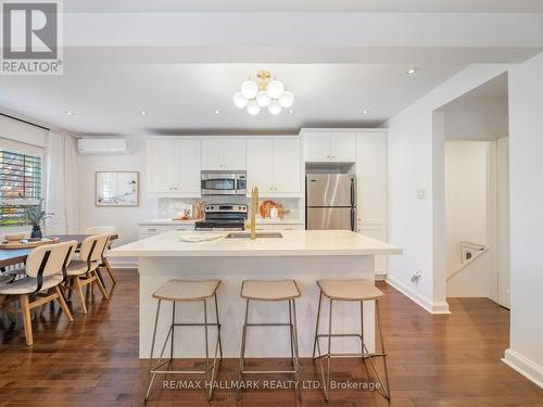 37 Briar Dale Boulevard, Toronto, ON - Indoor Photo Showing Kitchen With Upgraded Kitchen