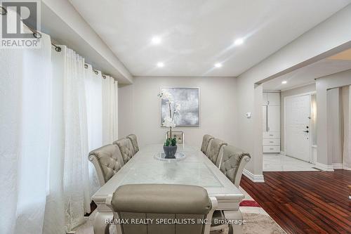 28 Meadow Bush Court, Brampton, ON - Indoor Photo Showing Dining Room