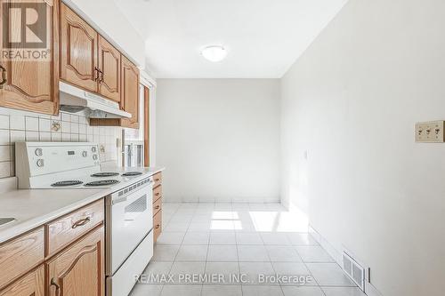 47 Plewes Road, Toronto, ON - Indoor Photo Showing Kitchen