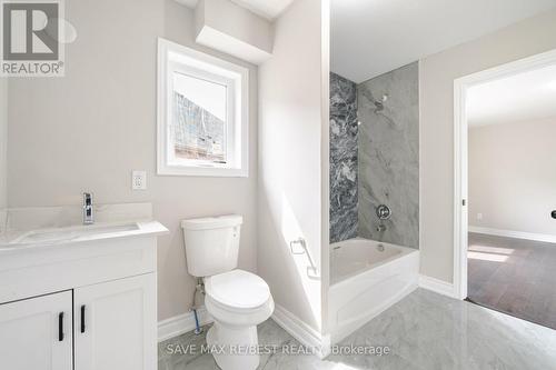 30 Abercrombie Crescent, Brampton, ON - Indoor Photo Showing Bathroom