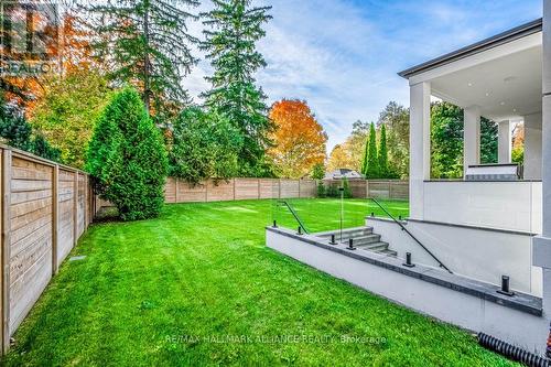 348 Winston Road, Oakville, ON - Outdoor