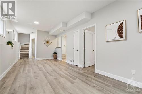 24 Woodgate Way, Ottawa, ON - Indoor Photo Showing Other Room