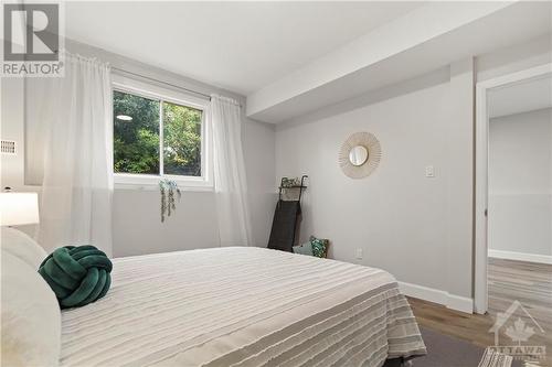 24 Woodgate Way, Ottawa, ON - Indoor Photo Showing Bedroom