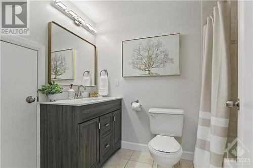 24 Woodgate Way, Ottawa, ON - Indoor Photo Showing Bathroom