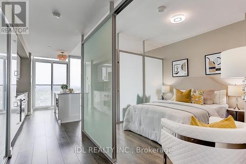 3201 - 426 University Avenue, Toronto, ON - Indoor Photo Showing Bedroom