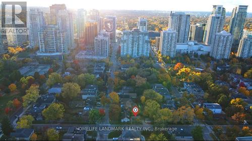 90 Elmwood Avenue, Toronto, ON - Outdoor With View