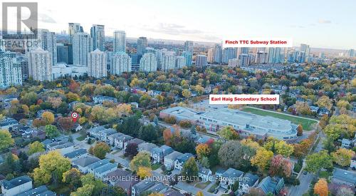 90 Elmwood Avenue, Toronto, ON - Outdoor With View