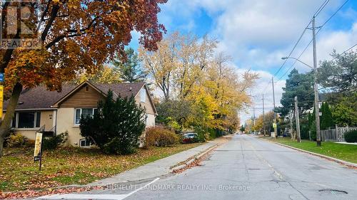 90 Elmwood Avenue, Toronto, ON - Outdoor