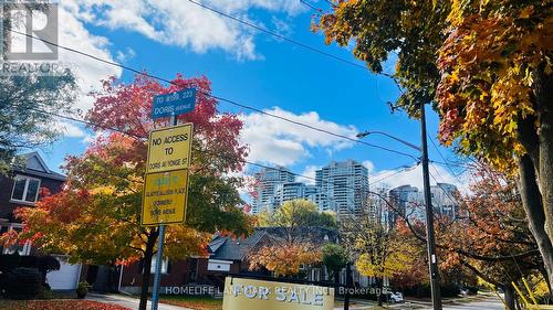 90 Elmwood Avenue, Toronto, ON - Outdoor