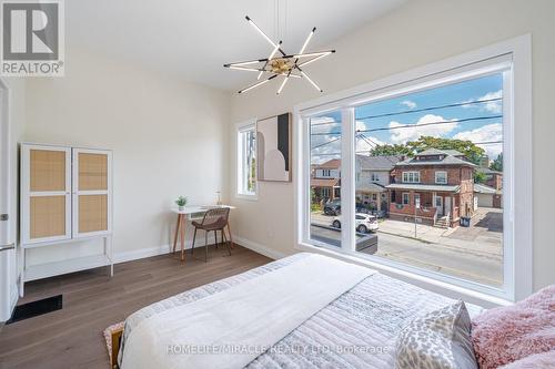 388 Oakwood Avenue, Toronto, ON - Indoor Photo Showing Bedroom