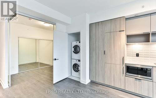 718 - 60 Tannery Road, Toronto, ON - Indoor Photo Showing Laundry Room