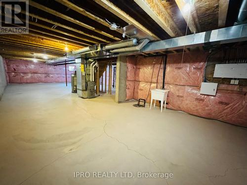 16 Ellis Avenue, St. Catharines, ON - Indoor Photo Showing Basement