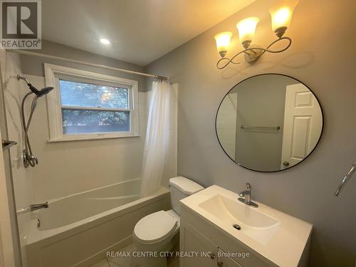 171 Clarke Road, London, ON - Indoor Photo Showing Bathroom