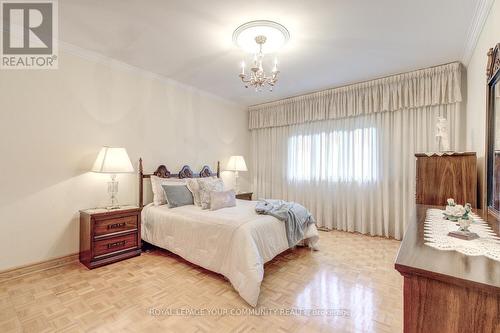 4128 Tapestry Trail, Mississauga, ON - Indoor Photo Showing Bedroom