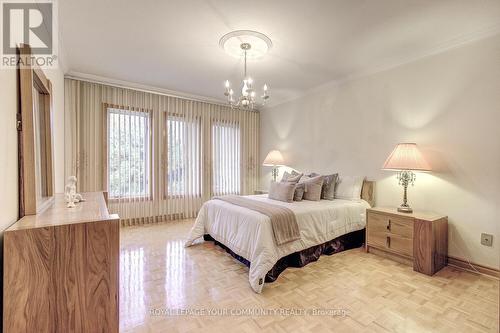 4128 Tapestry Trail, Mississauga, ON - Indoor Photo Showing Bedroom