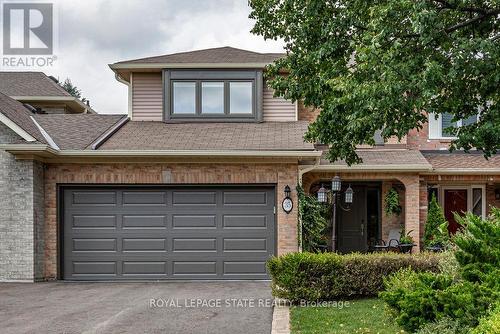 35 Banbury Drive, Hamilton, ON - Outdoor