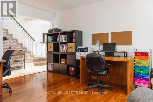 35 Banbury Drive, Hamilton, ON - Indoor Photo Showing Office