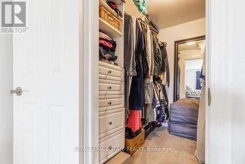 35 Banbury Drive, Hamilton, ON - Indoor With Storage