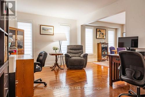 35 Banbury Drive, Hamilton, ON - Indoor Photo Showing Office