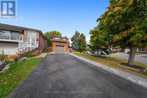 33 Deerpark Crescent, Brampton, ON - Outdoor