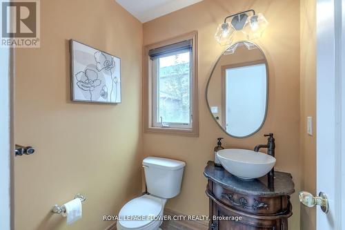 79 Mander Place N, Milton, ON - Indoor Photo Showing Bathroom