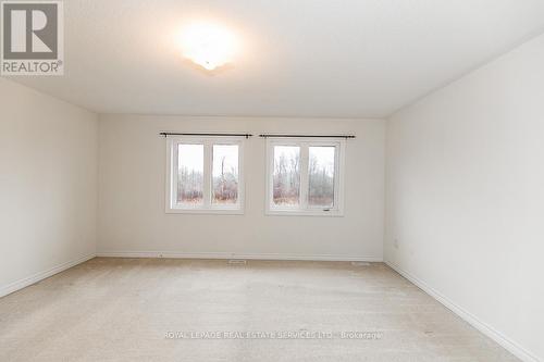 27 Pearl Street, Wasaga Beach, ON - Indoor Photo Showing Other Room