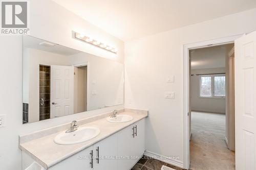 27 Pearl Street, Wasaga Beach, ON - Indoor Photo Showing Bathroom