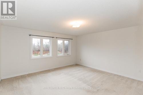 27 Pearl Street, Wasaga Beach, ON - Indoor Photo Showing Other Room