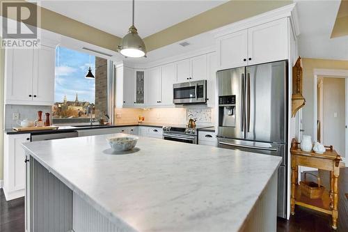 15 St Andrew Street Unit#504, Brockville, ON - Indoor Photo Showing Kitchen With Stainless Steel Kitchen With Upgraded Kitchen