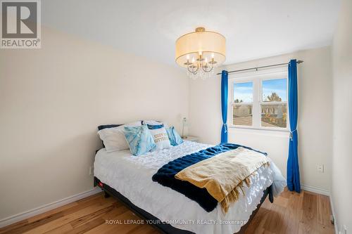 106 Seaton Drive, Aurora, ON - Indoor Photo Showing Bedroom