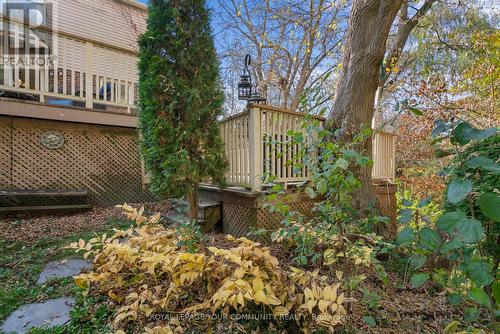 106 Seaton Drive, Aurora, ON - Outdoor With Deck Patio Veranda