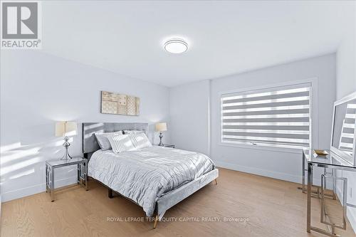 1043 Freeman Trail, Milton, ON - Indoor Photo Showing Bedroom