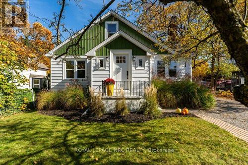 4217 Hixon Street, Lincoln, ON - Outdoor With Facade