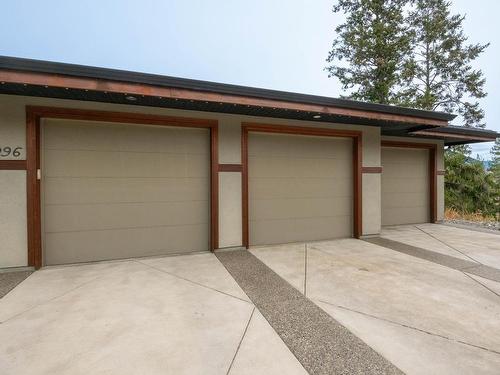 3096 Kicking Horse Drive, Kamloops, BC - Outdoor With Exterior