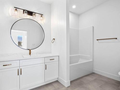 1181 Crestline Street, Kamloops, BC - Indoor Photo Showing Laundry Room