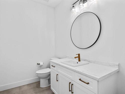 1181 Crestline Street, Kamloops, BC - Indoor Photo Showing Bathroom