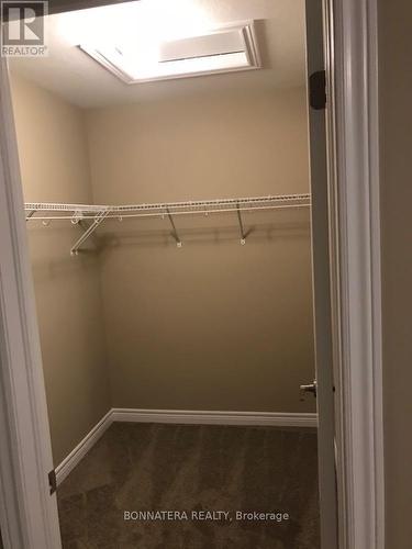 1528 Shade Lane, Milton, ON - Indoor With Storage