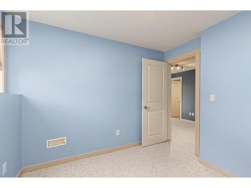 1294 Samurai Court, Kelowna, BC - Indoor Photo Showing Other Room