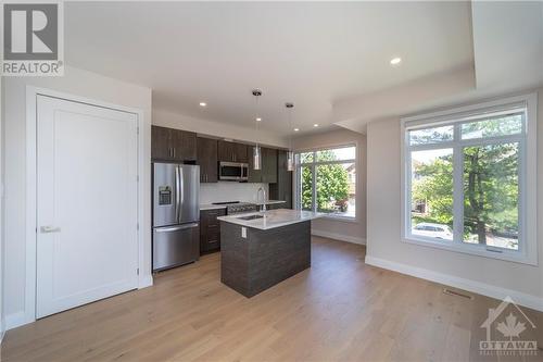 27 Bachman Terrace, Ottawa, ON - Indoor Photo Showing Kitchen