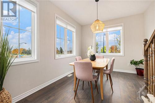 201 Hibernian Walk, Stittsville, ON - Indoor Photo Showing Dining Room