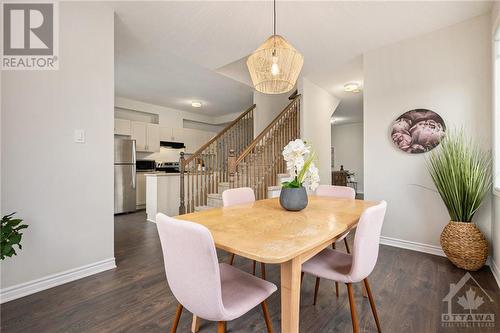 201 Hibernian Walk, Stittsville, ON - Indoor Photo Showing Dining Room