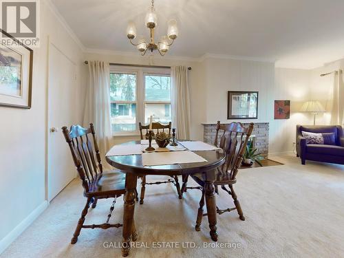 46 Fairview Avenue, Whitchurch-Stouffville, ON - Indoor Photo Showing Dining Room